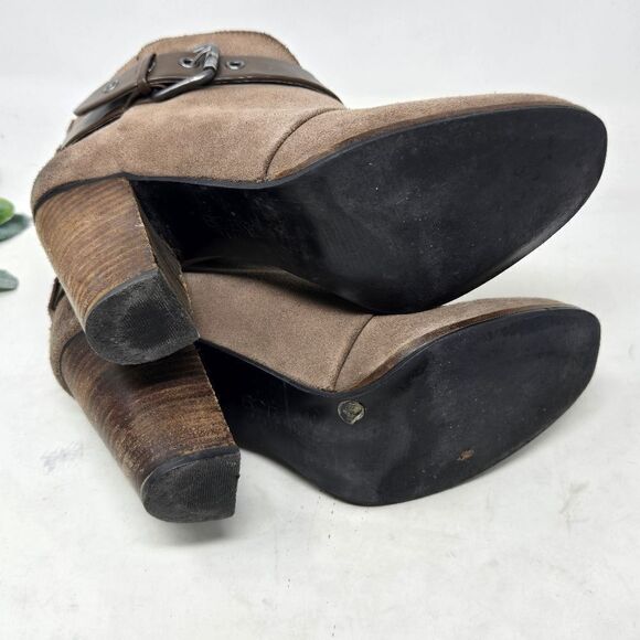 BCBG Paris Kerinax Women's Beige Buckle Ankle Boots Booties Size 6.5M - Picture 10 of 11